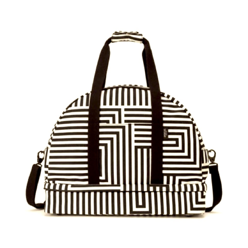 Kate Spade Saturday weekender bag. Black & white.